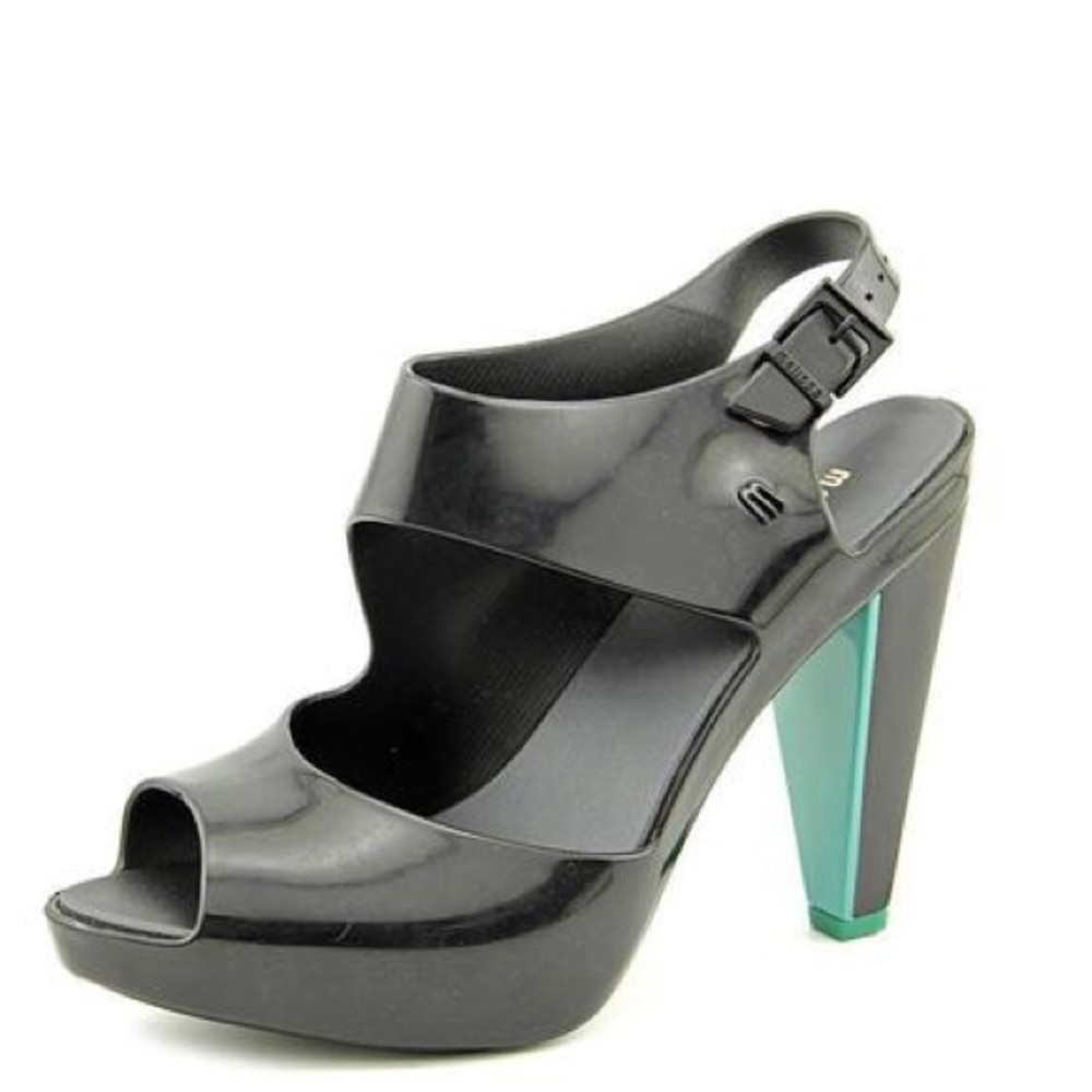 Melissa 'Estrelicia' Rubber Sandals-Black-Size 9